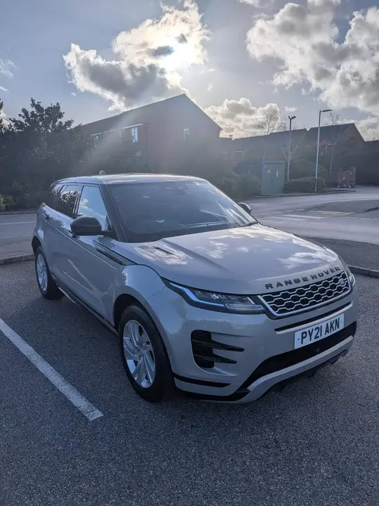 Land Rover Range Rover Evoque 2021 photo 2