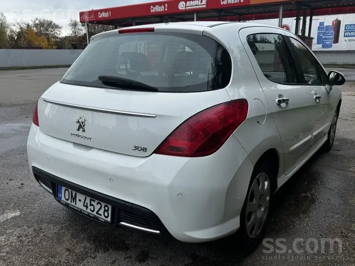 Peugeot 308 2013 photo 4