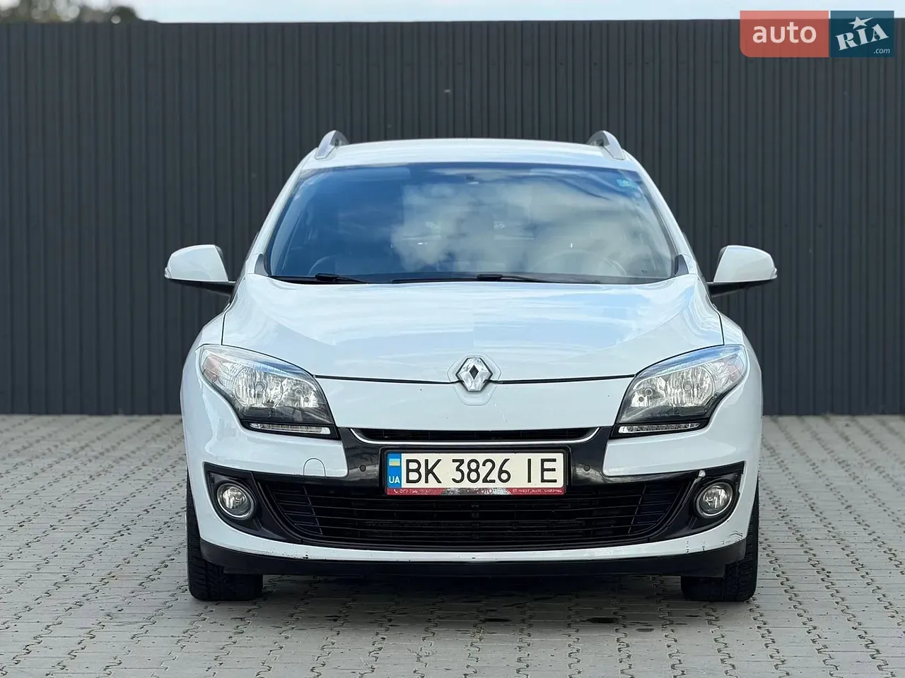Renault Megane 2013 photo 2