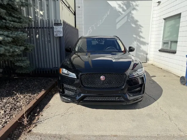 Jaguar F-Pace 2020 photo 2