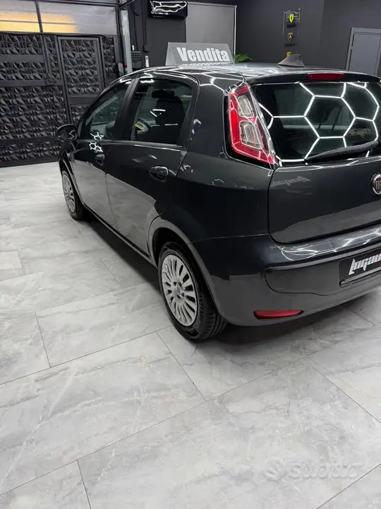Fiat Punto Evo 2010 photo 4
