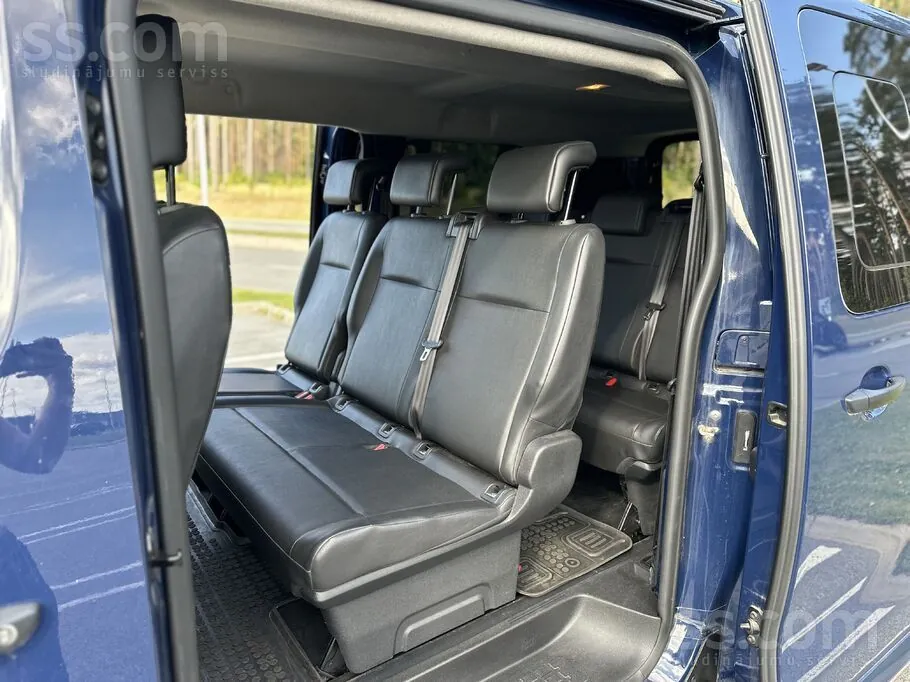 Peugeot Traveller 2018 photo 5