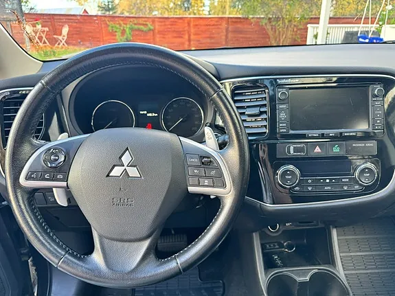 Mitsubishi Outlander 2014 photo 5