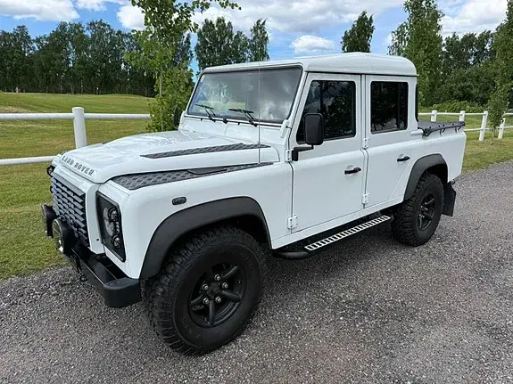 Land Rover Defender 110 2012 photo 3