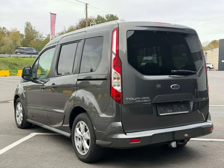 Ford Tourneo Connect 2015 photo 5