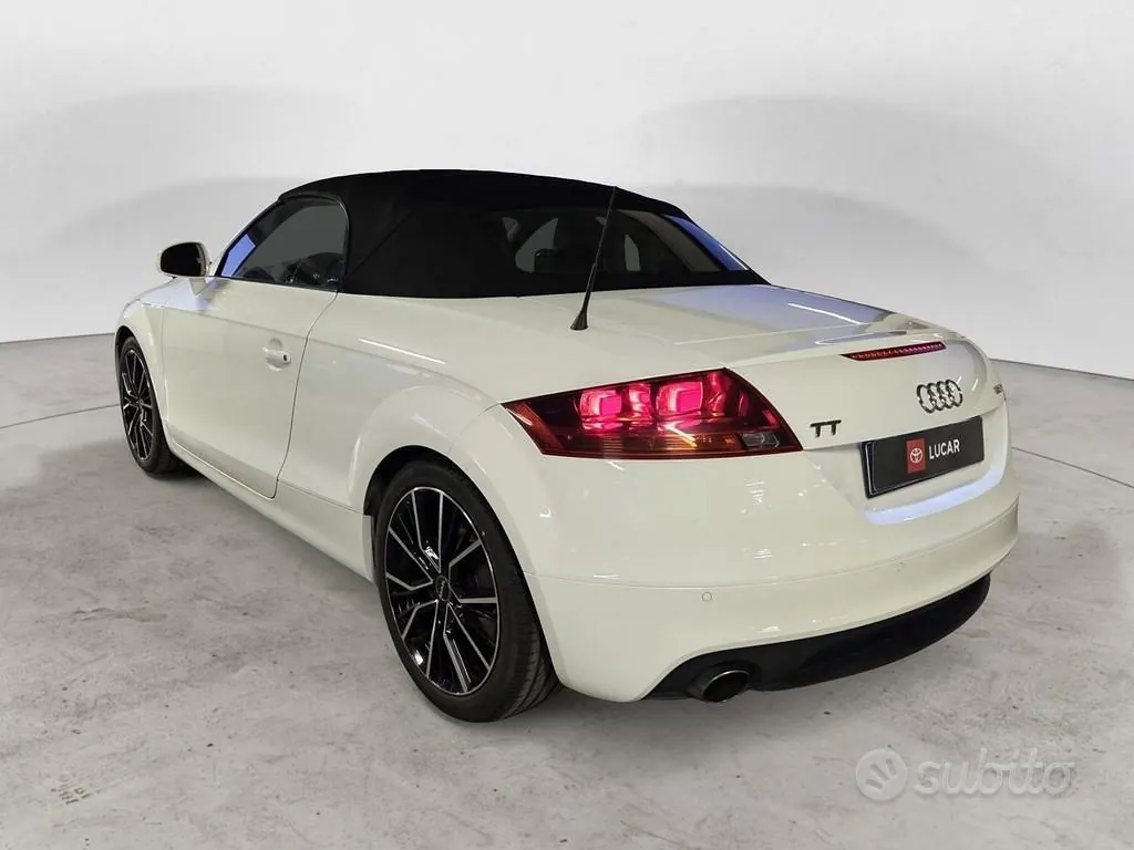 Audi Tt 2013 photo 4