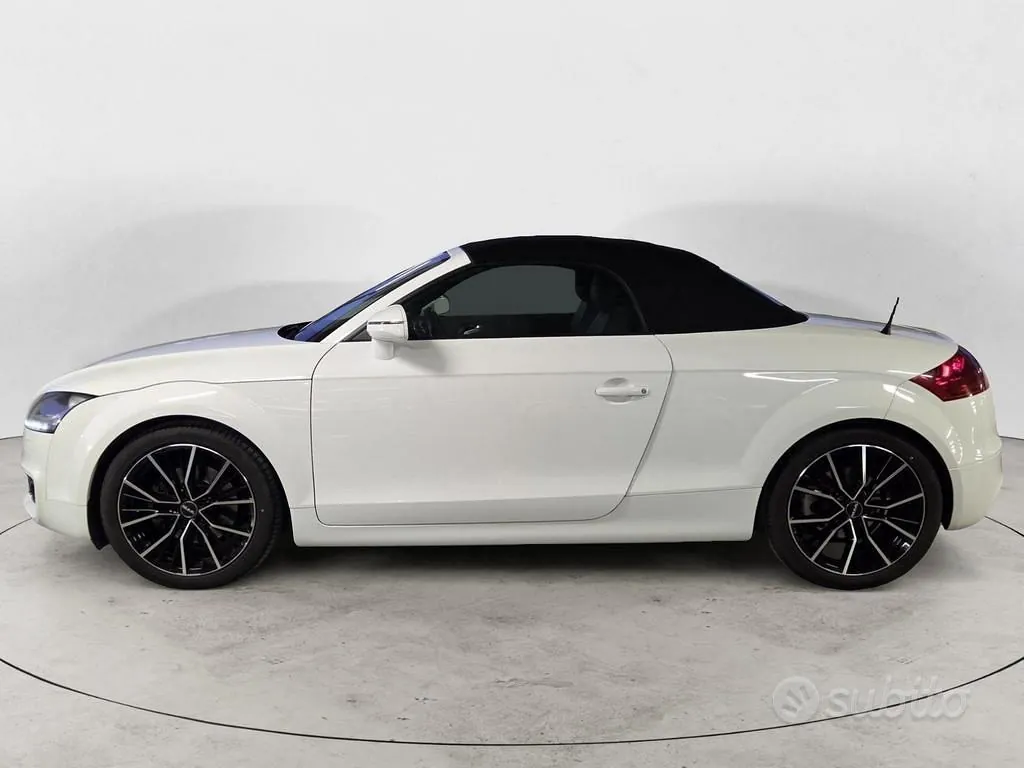 Audi Tt 2013 photo 3