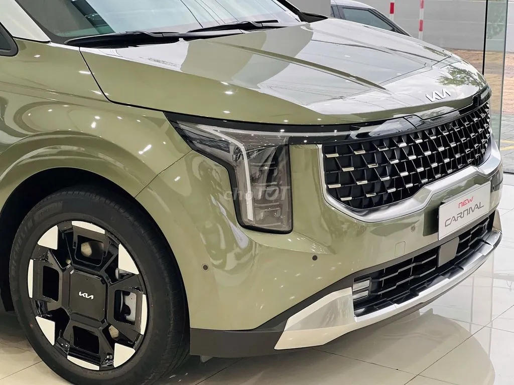 Kia Carnival 2025 photo 5