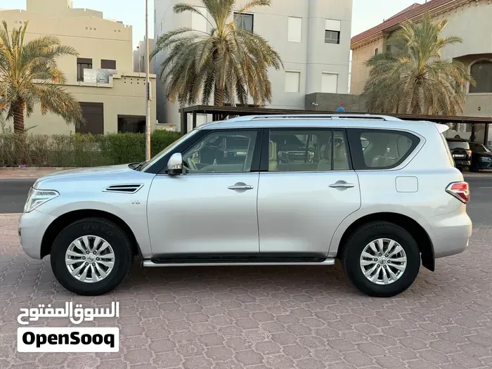 Nissan Patrol 2018 photo 2