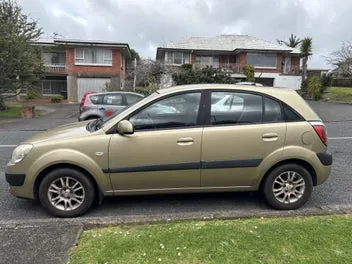 Kia Rio 2008 photo 2