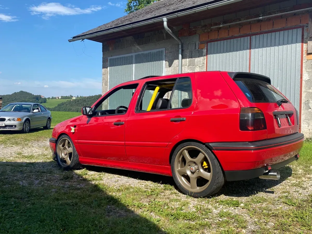 Volkswagen Golf 1994 photo 2