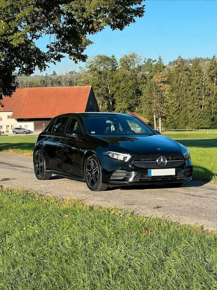 Mercedes-Benz A180