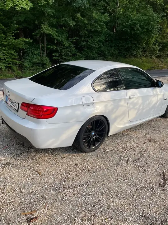 BMW 3Er-Reihe 325I Coupé