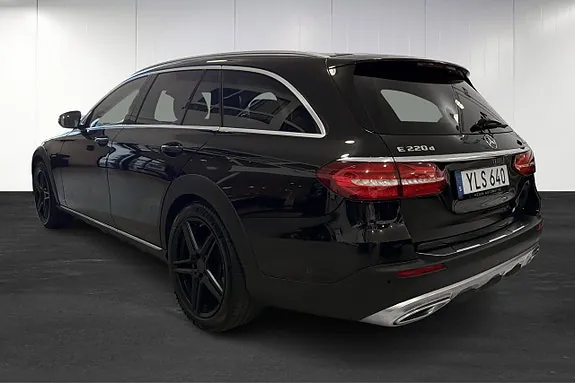Mercedes-Benz E220 2017 photo 3