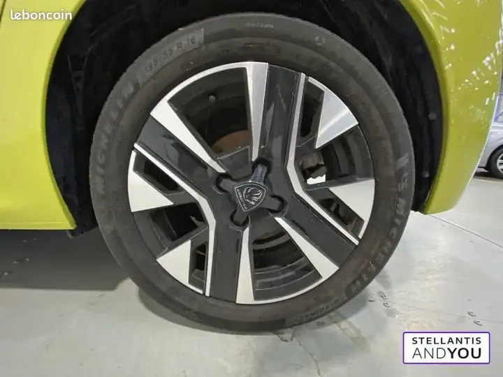 Peugeot 208 2025 photo 5