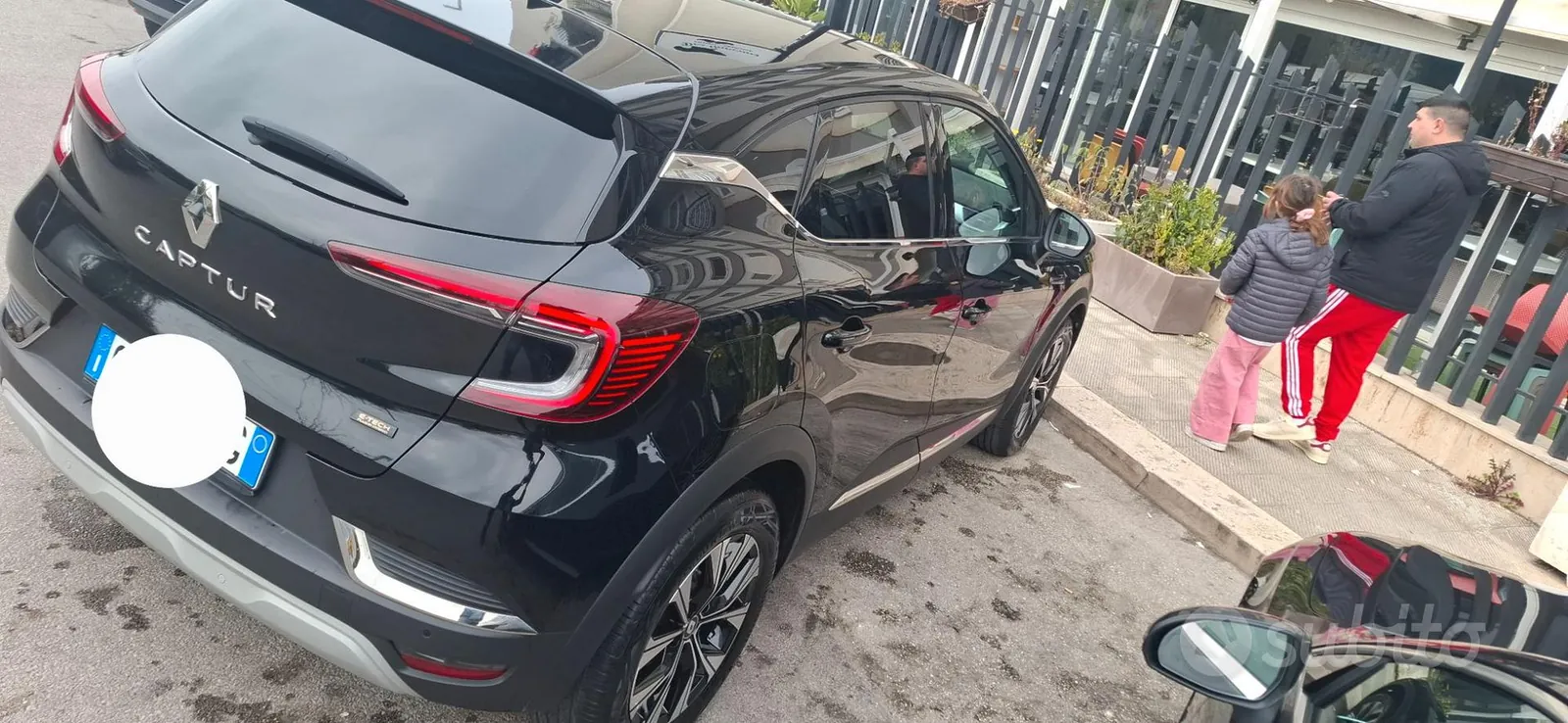Renault Captur 2024 photo 3