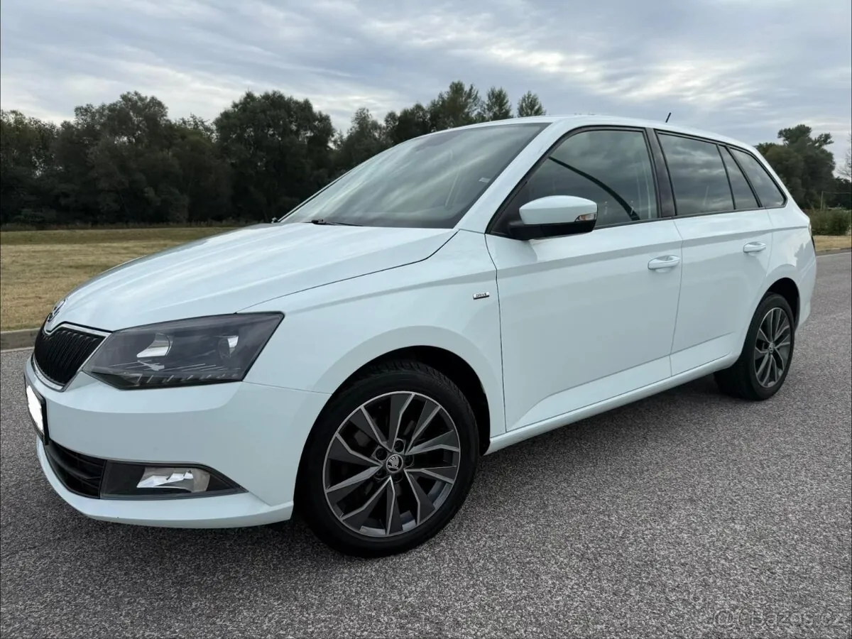 Skoda Fabia 2017 photo 2