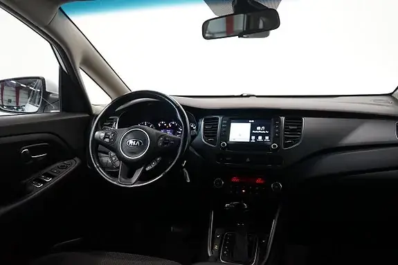 Kia Carens 2018 photo 5