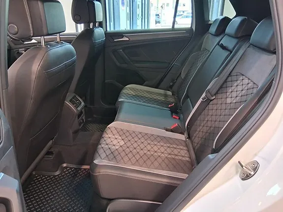 Volkswagen Tiguan 2023 photo 2