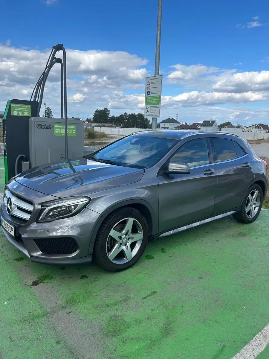 Mercedes-Benz Gla Class