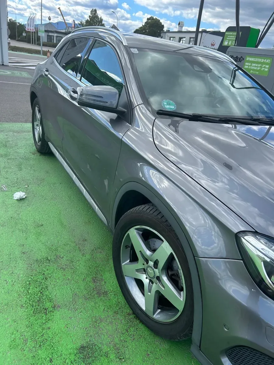 Mercedes-Benz Gla Class 2015 photo 3