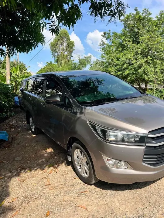 Toyota Innova 2018 photo 2