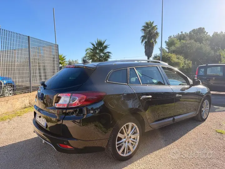 Renault Megane 2011 photo 3