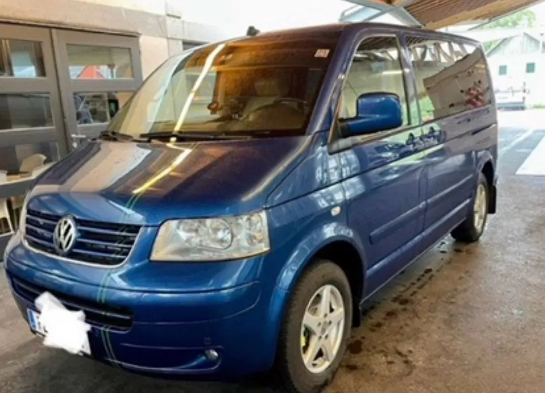 Volkswagen Multivan 2003 photo 2
