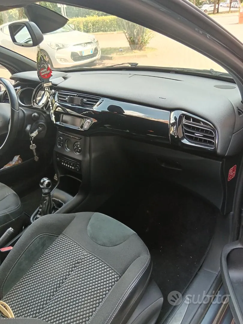 Citroen Ds3 2010 photo 4