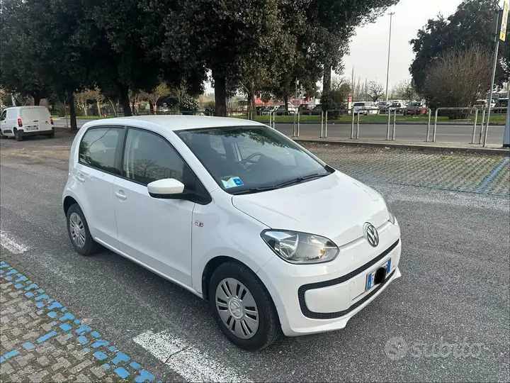 Volkswagen Up 2015 photo 2