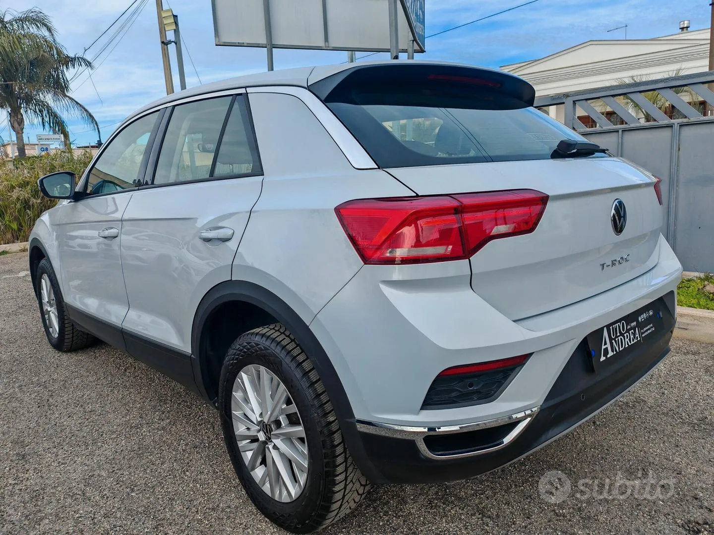 Volkswagen T-Roc 2022 photo 3