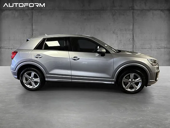 Audi Q2 2017 photo 5