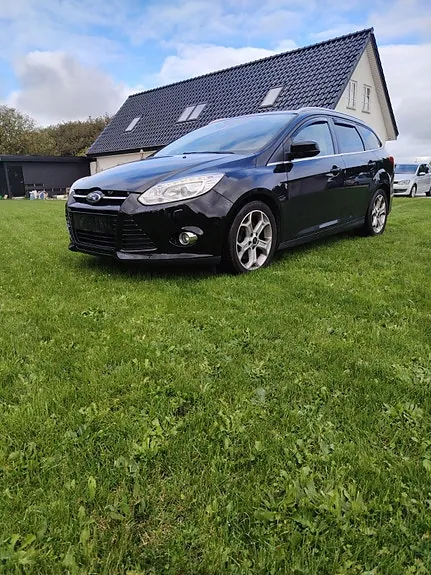 Ford Focus 2011 photo 3