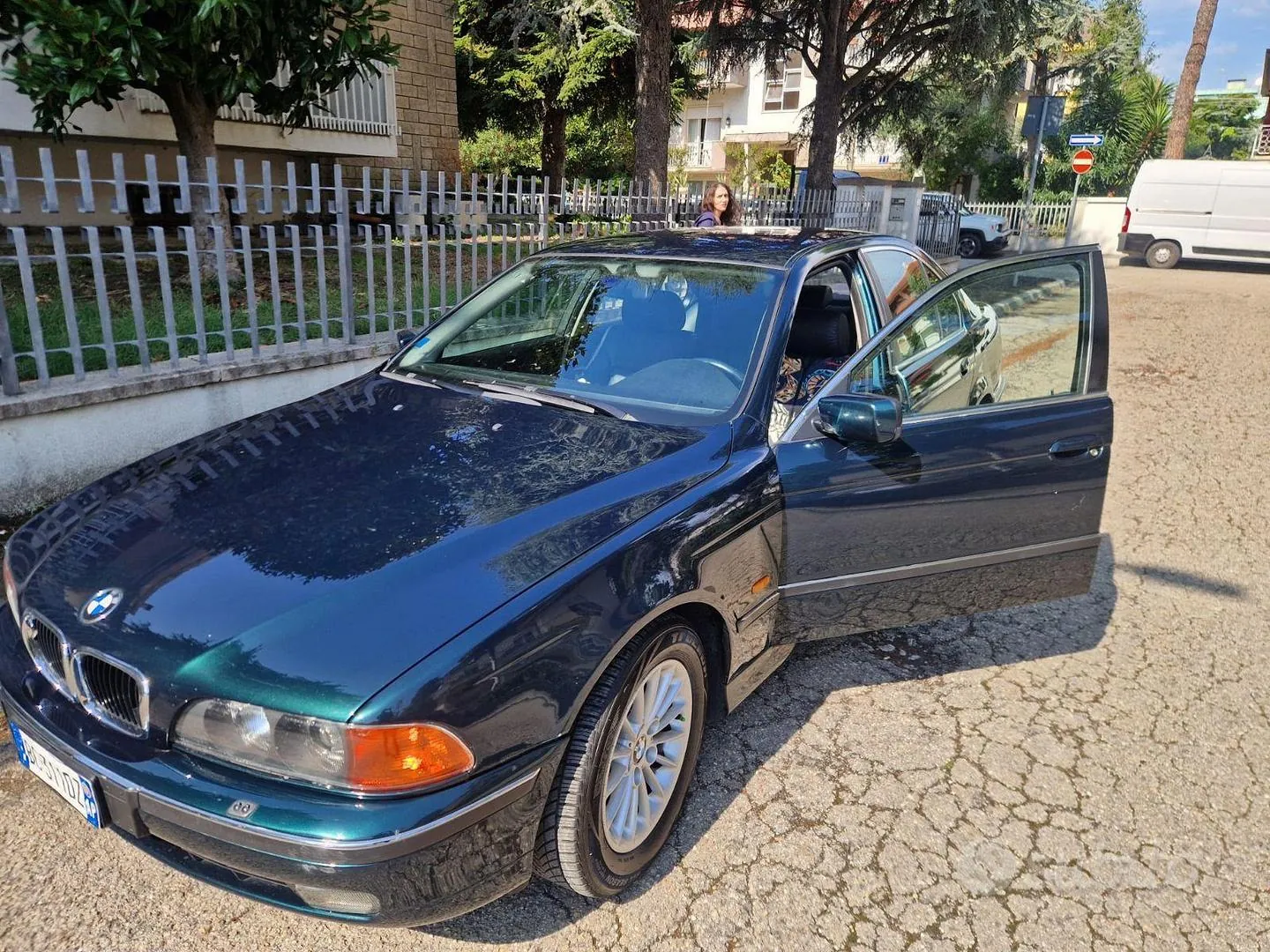 BMW 5 Series 1999 photo 3