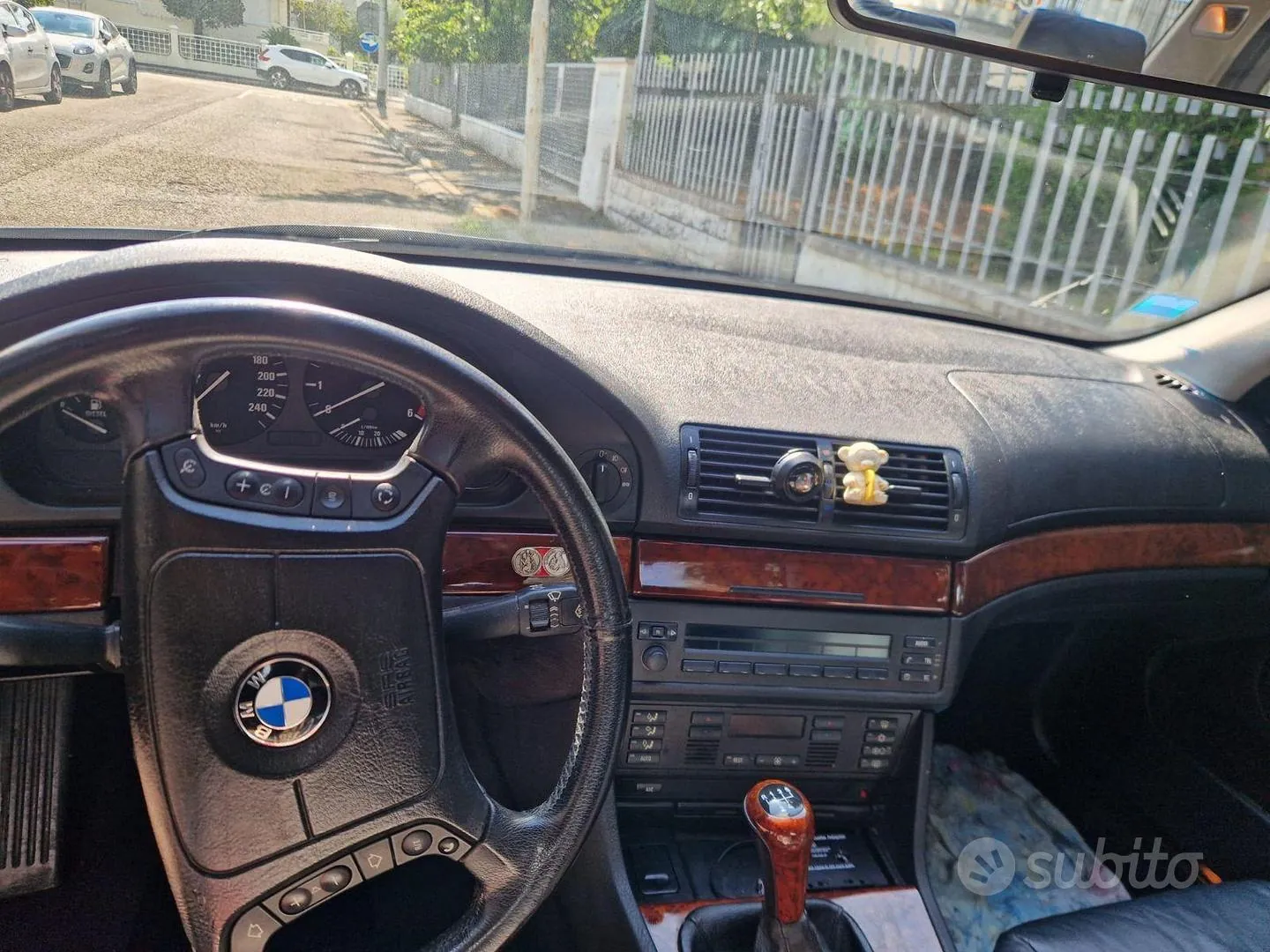 BMW 5 Series 1999 photo 4