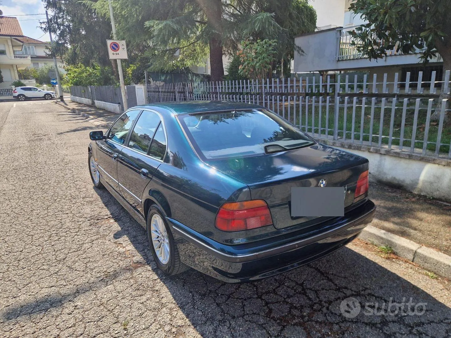 BMW 5 Series 1999 photo 2