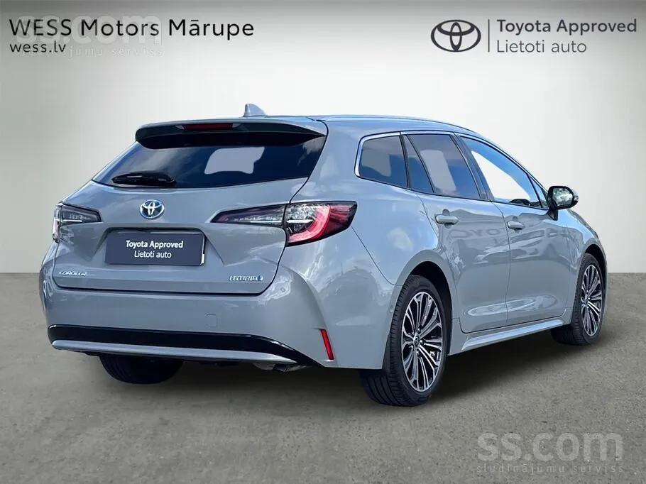 Toyota Corolla Touring Sports 2023 photo 2