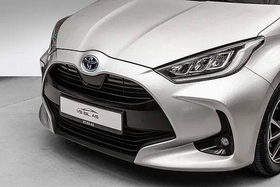 Toyota Yaris 2021 photo 2