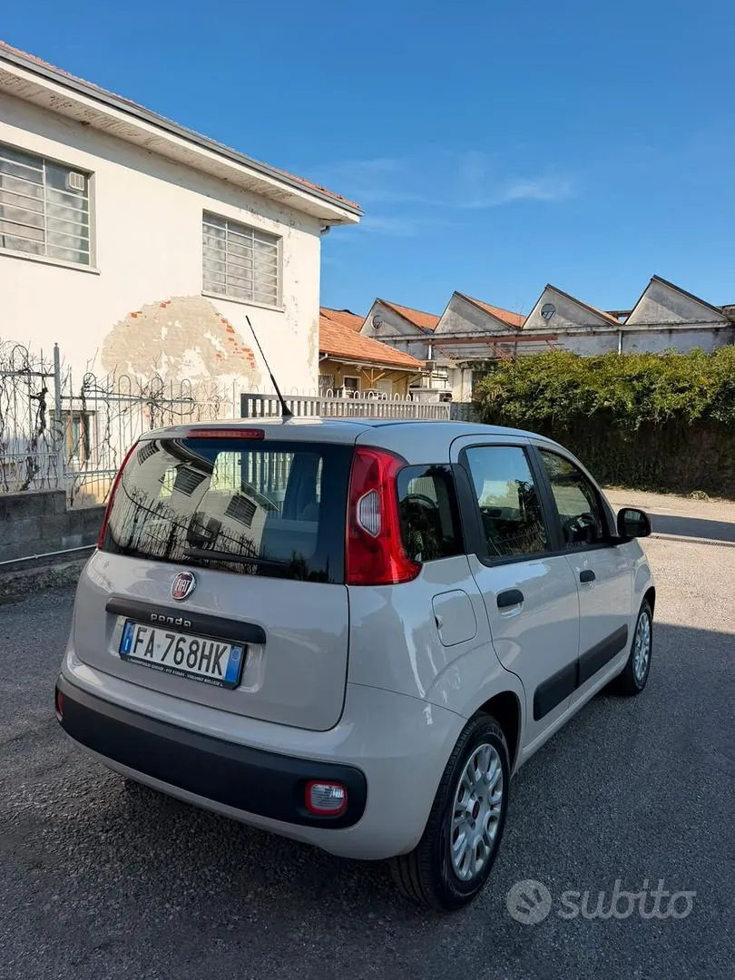 Fiat Panda 2015 photo 4