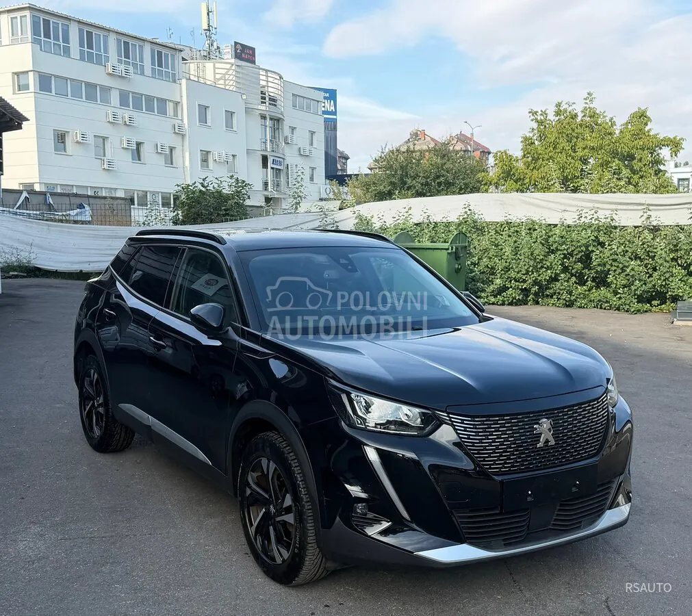 Peugeot 2008 2021 photo 4