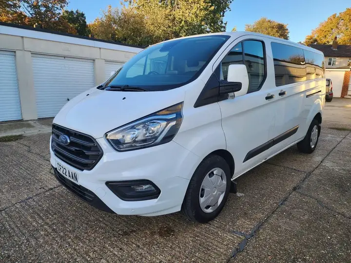 Ford Transit Custom 2022 photo 2