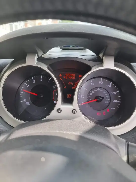 Nissan Juke 2012 photo 4