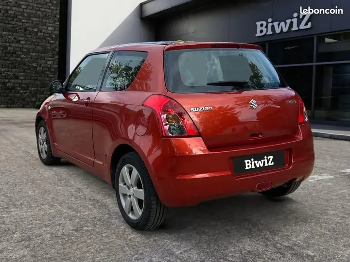Suzuki Swift 2009 photo 3