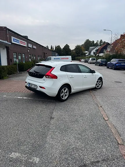 Volvo V40 2013 photo 3