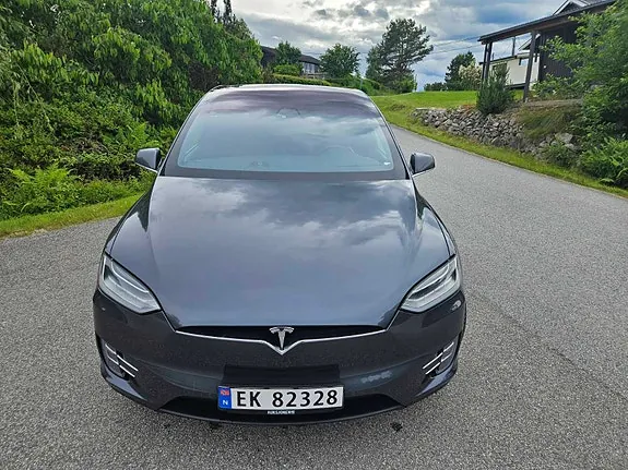 Tesla Model X 2018 photo 4