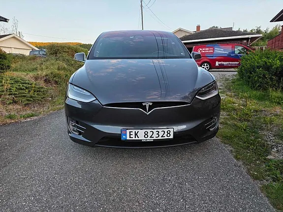 Tesla Model X 2018 photo 5
