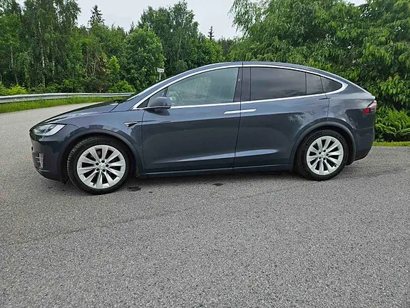 Tesla Model X 2018 photo 3