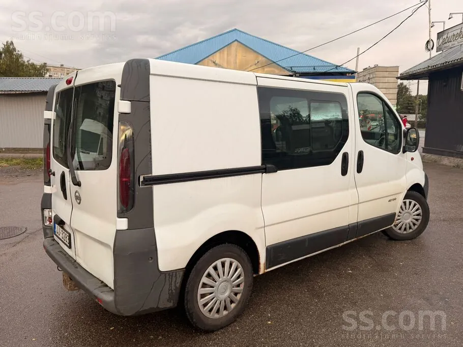Nissan Primastar 2003 photo 4