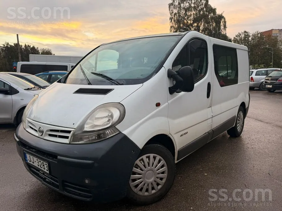 Nissan Primastar 2003 photo 2