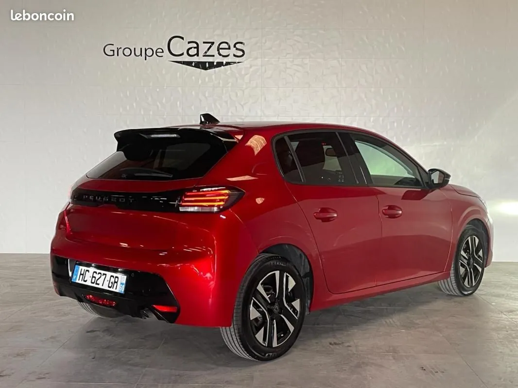 Peugeot 208 2025 photo 2